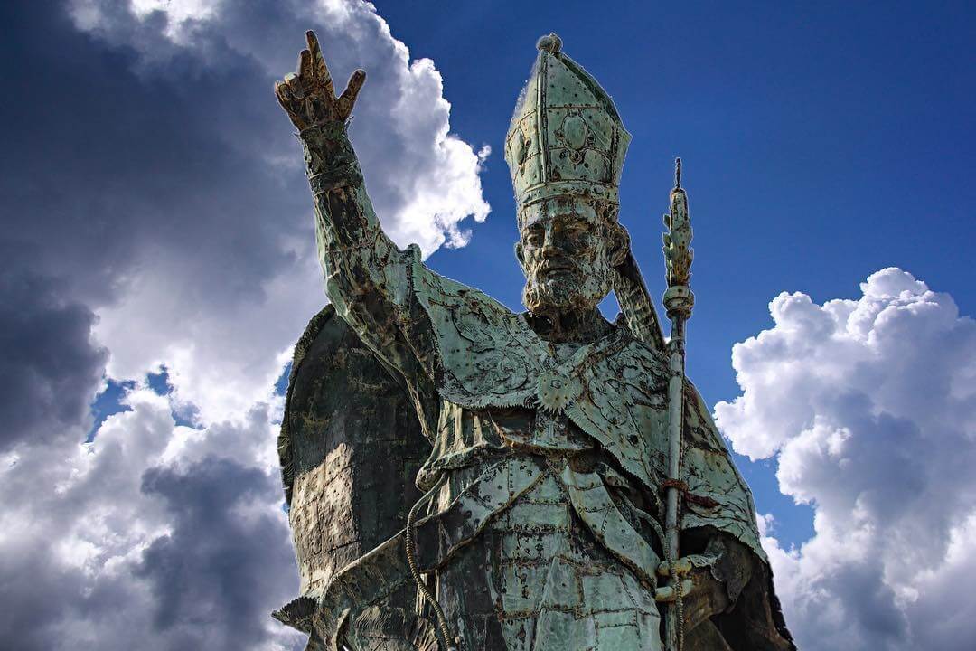 Estatua de San Oronzo protector de la ciudad Lecce Puglia